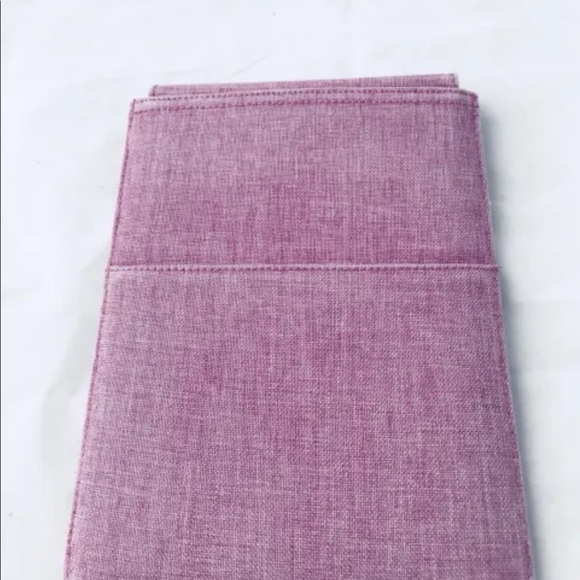 New Herschel Supply Co Sleeve For iPad Mini Air Pink Lilac Padded Red Striped - Picture 4 of 5